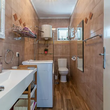 Apartment Geraeumige Mit Meerblick